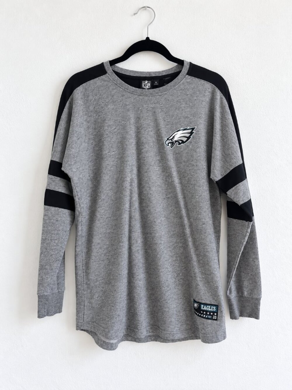 Philadelphia Eagles long-sleeve Color block Sleeves, Size Medium